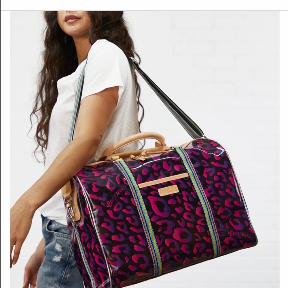 Consuela Pebbles Jetsetter NWOT
